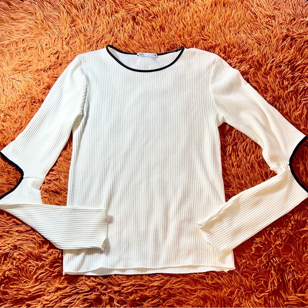 NWOT Women’s Zara Ribbed Cut Elbow Long Sleeve Top Size L White Black Fitted